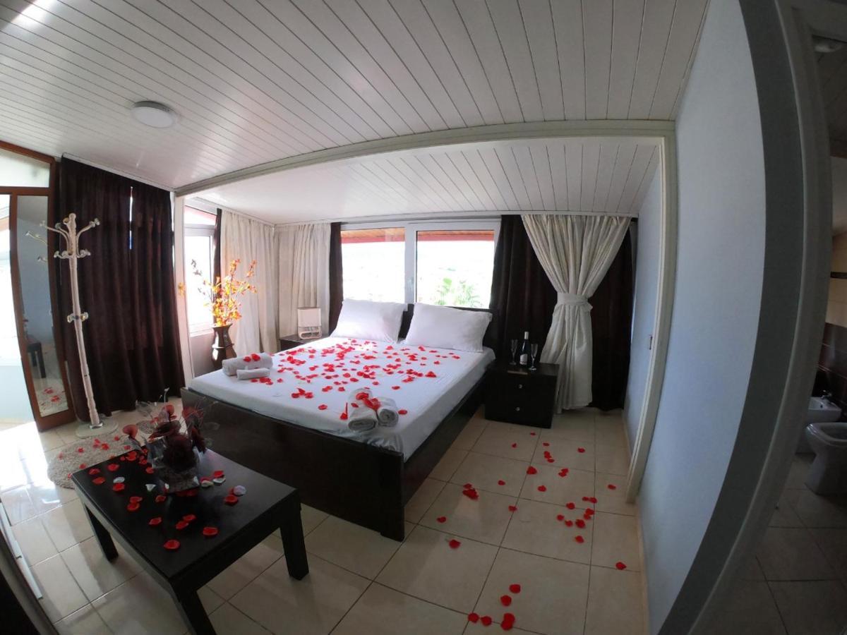 Hotel Anxhelo 库乔韦 外观 照片